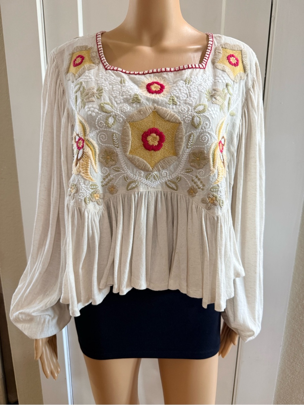 Free People Cream Embroidered Floral Print Size L - Picture 3 of 6